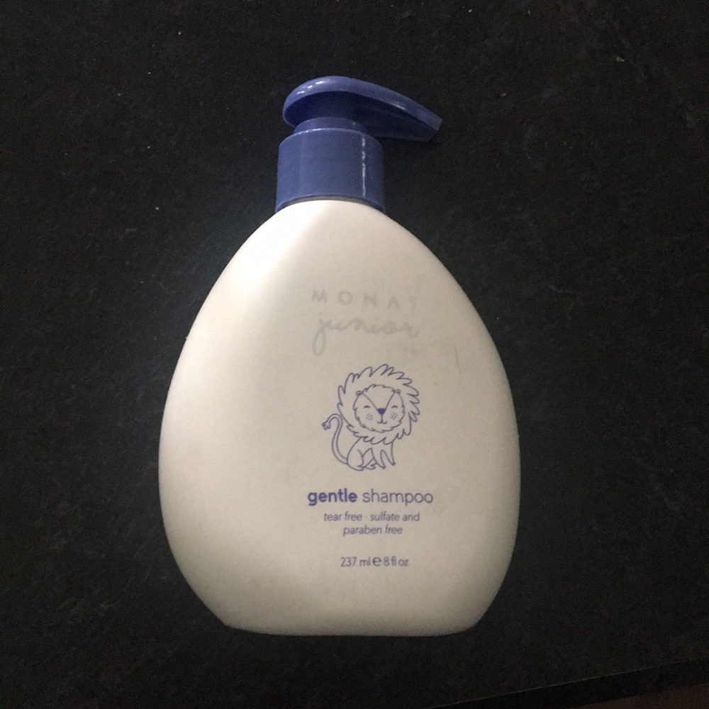 Monat junior shampoo